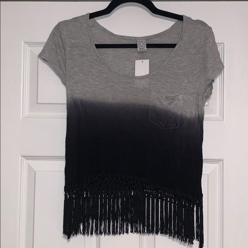 🟣 Empyre ombré black fringe crop top small